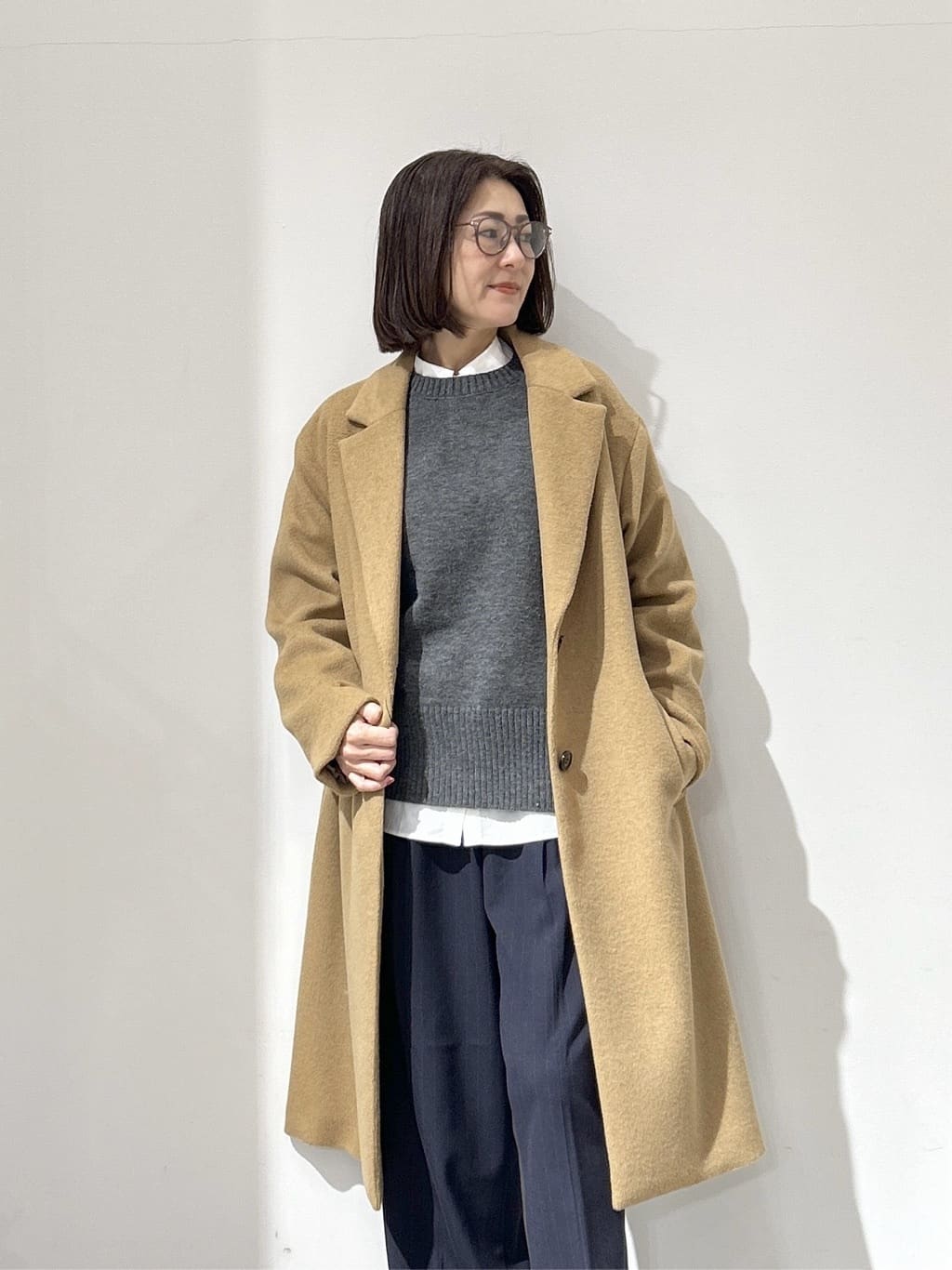 NAKAさんの「OPAQUE.CLIP｜カシミヤブレンドウールチェスターコート」を使ったコーディネート