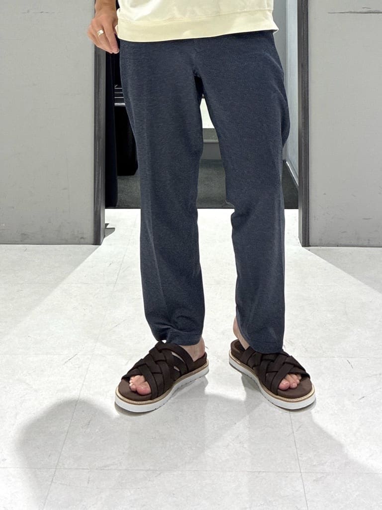 わいずみさんの「TAKEO KIKUCHI｜【抗菌防臭／5サイズ展開】ハイゲージポンチ Tシャツ」を使ったコーディネート