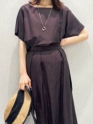 Miwaさんの「UNTITLED｜フープトップネックレス」を使ったコーディネート