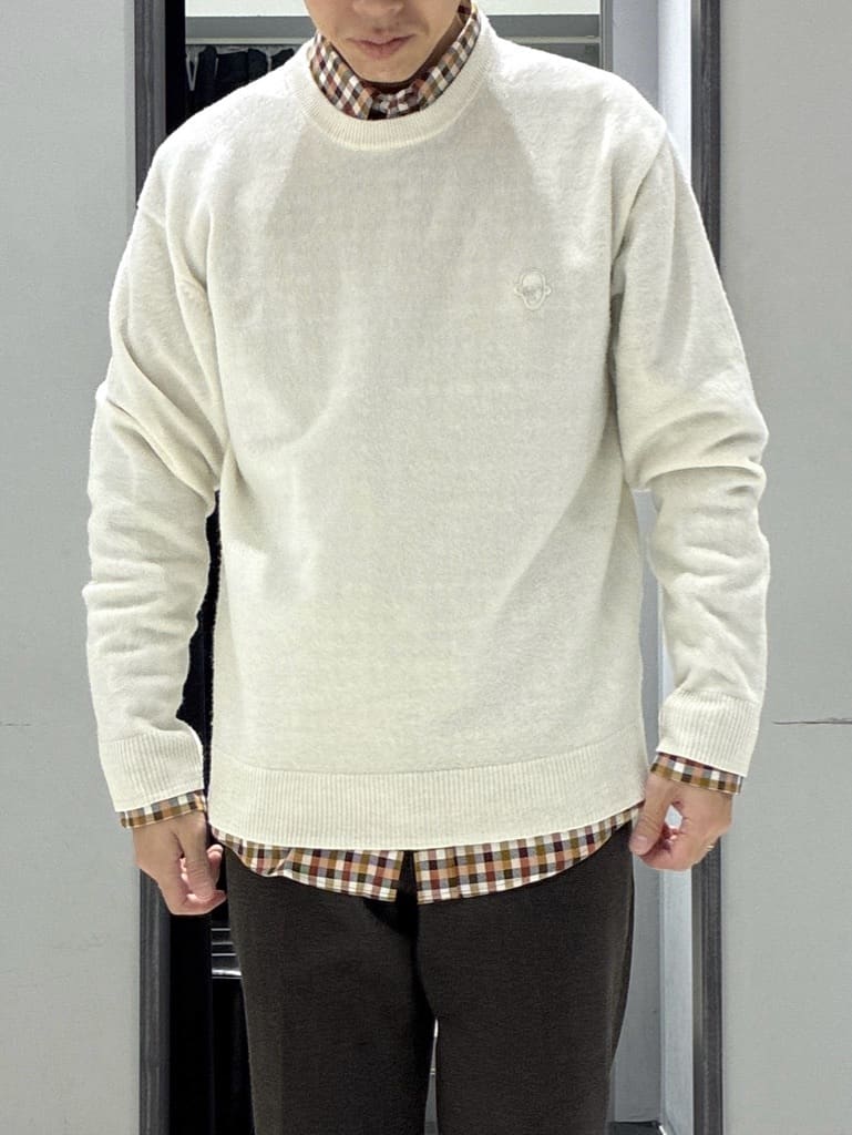 わいずみさんの「TAKEO KIKUCHI｜【Air Palette Knit】ワンポイント カラーニット プルオーバー」を使ったコーディネート