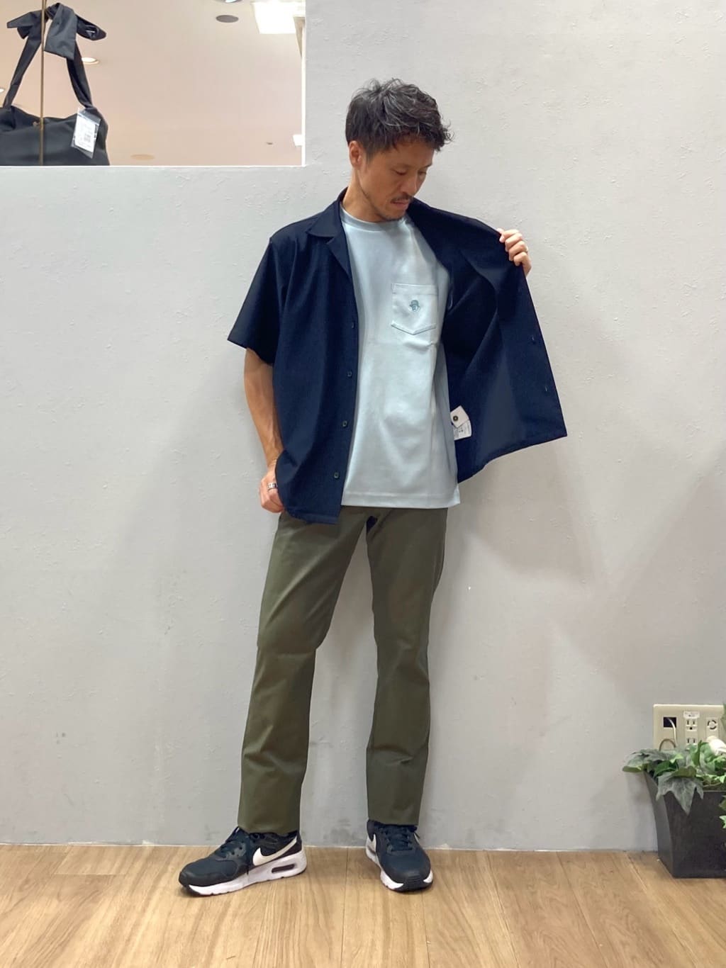 シュンさんの「TAKEO KIKUCHI｜【COOL CITY WEAR】エアートール オープンカラーシャツ /接触冷感・通気性」を使ったコーディネート