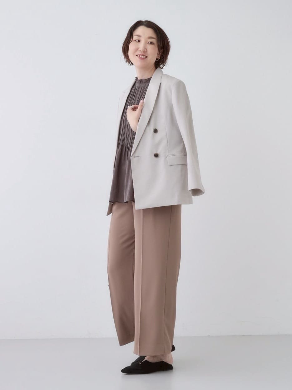 yuriさんの「INDIVI｜【着心地◎！】タックワイドパンツ」を使ったコーディネート