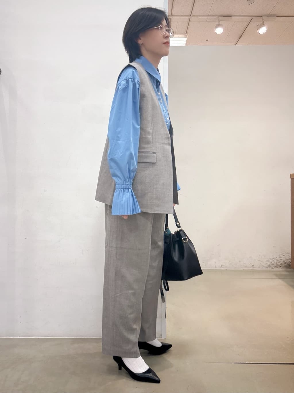しばさんの「THE SHOP TK｜ノーカラージレ【セットアップ可/洗濯機OK】/CAVIANシリーズ」を使ったコーディネート