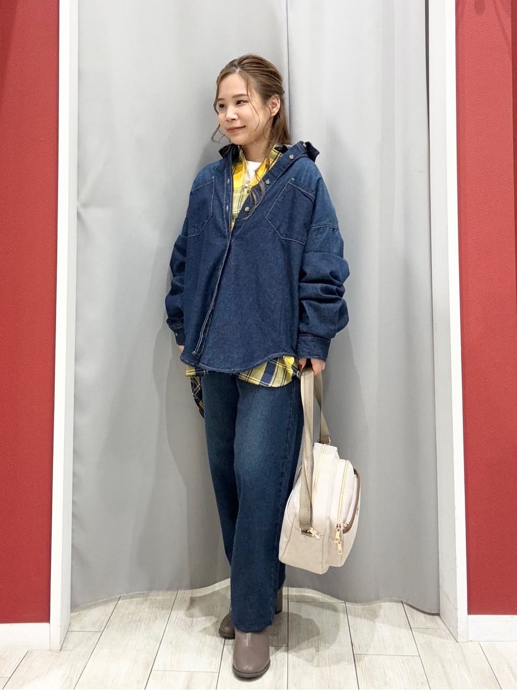 shioさんの「SHOO･LA･RUE｜【洗濯機可/S-LL】程よい抜け感 大人のチェックシャツ」を使ったコーディネート