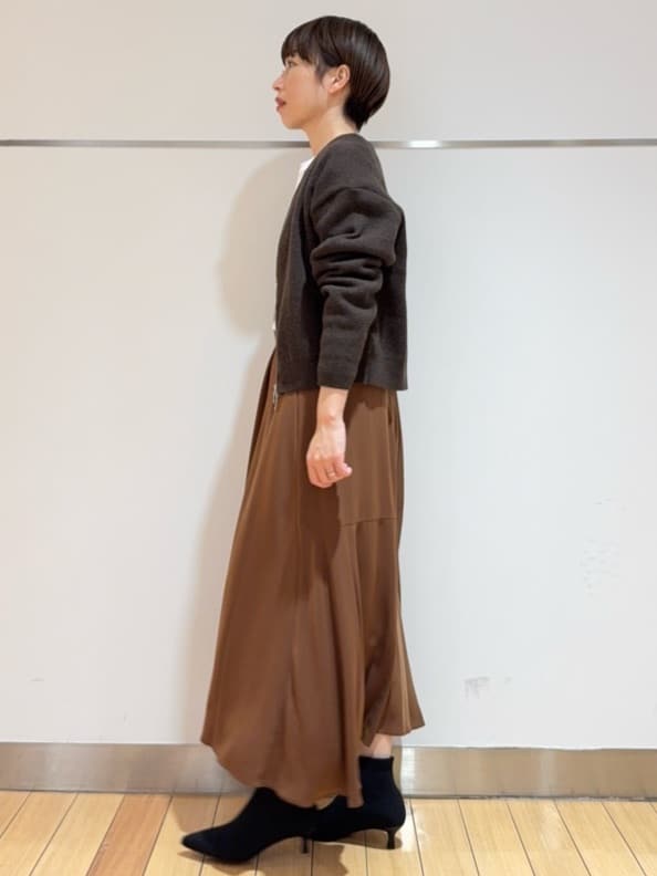あやさんの「UNTITLED｜【洗える/コットン100%】グラフィックロンT」を使ったコーディネート