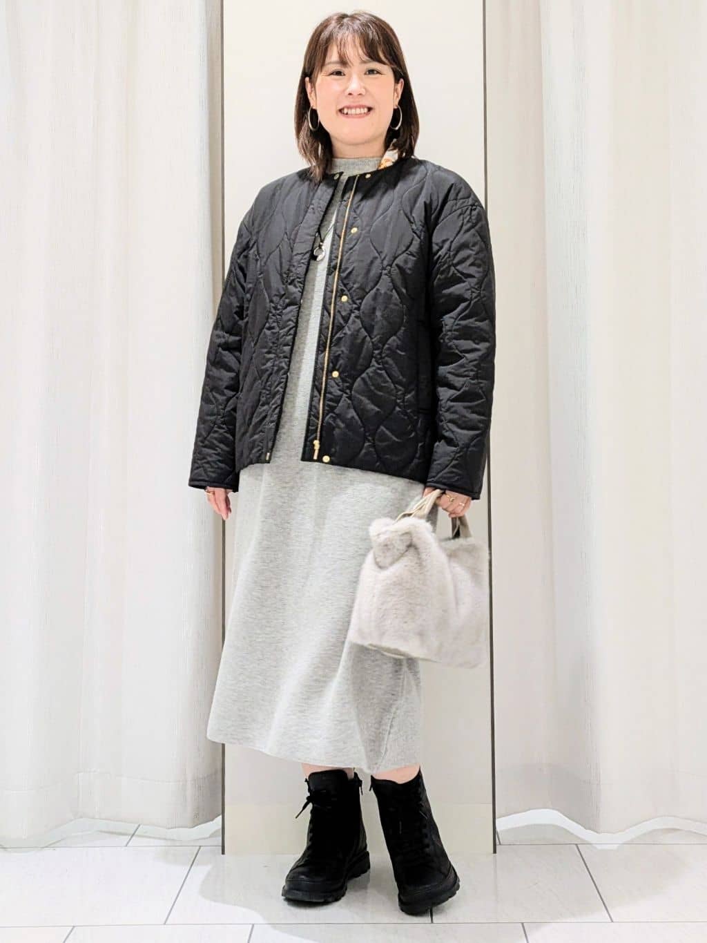 Onumaさんの「UNTITLED｜【ロング丈/ゆったりシルエット】テントライン ニットワンピース」を使ったコーディネート