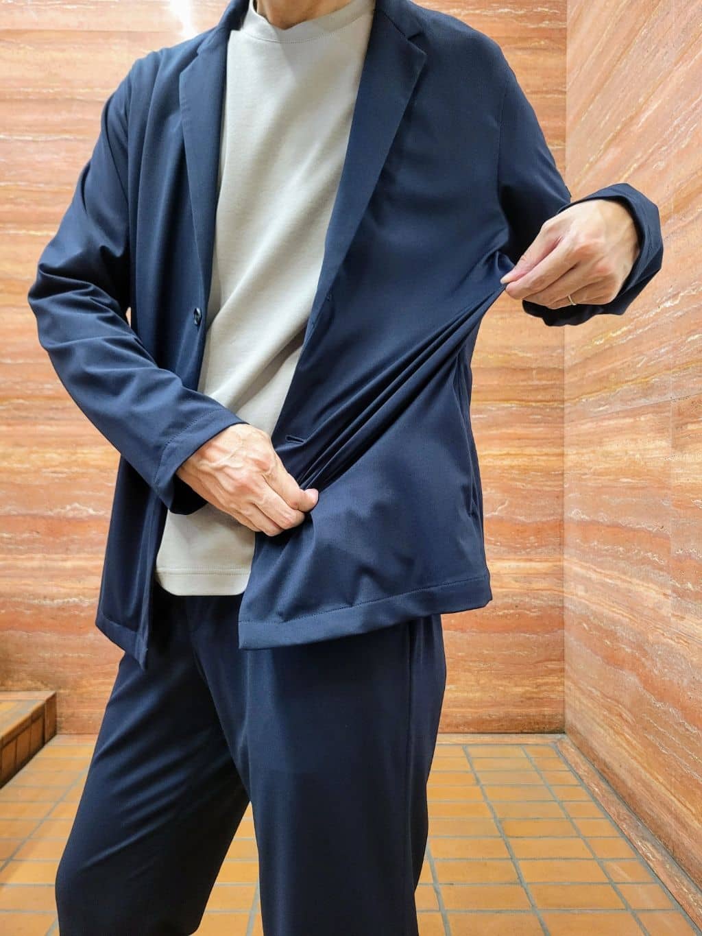 piroyaさんの「TAKEO KIKUCHI｜リラックス カーディガン ジャケット」を使ったコーディネート