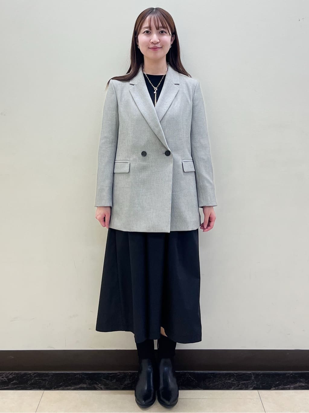 mikikoさんの「Reflect｜Y字シルエット淡水パールネックレス」を使ったコーディネート
