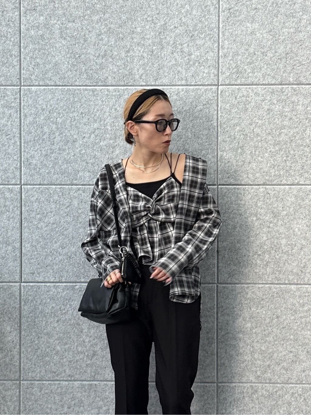 kotakiさんの「INDIVI｜オンブレチェックシャツ」を使ったコーディネート