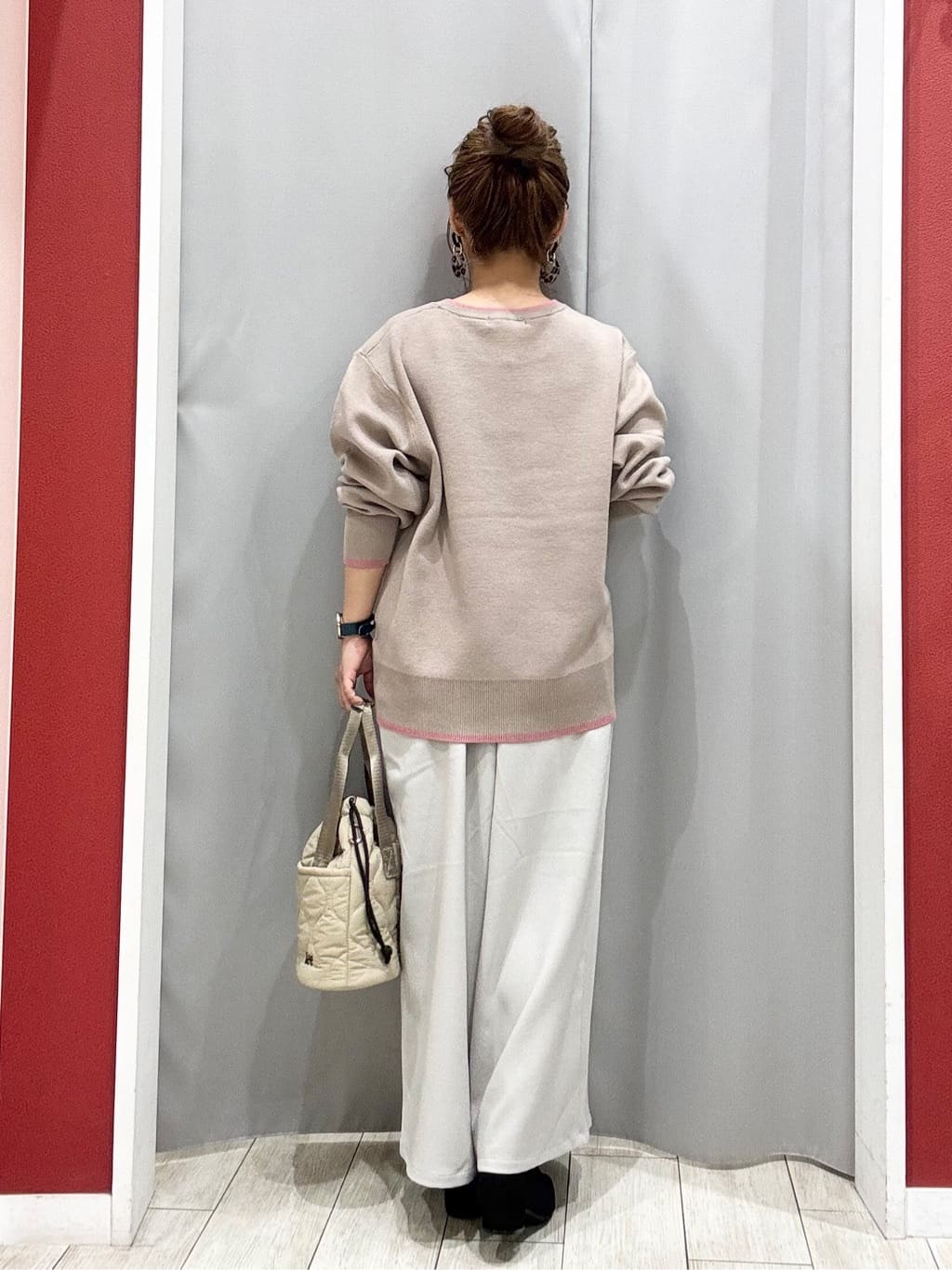 shioさんの「SHOO･LA･RUE｜【S-LL】オーバーシルエットでこなれ感 襟コール カバーオール」を使ったコーディネート