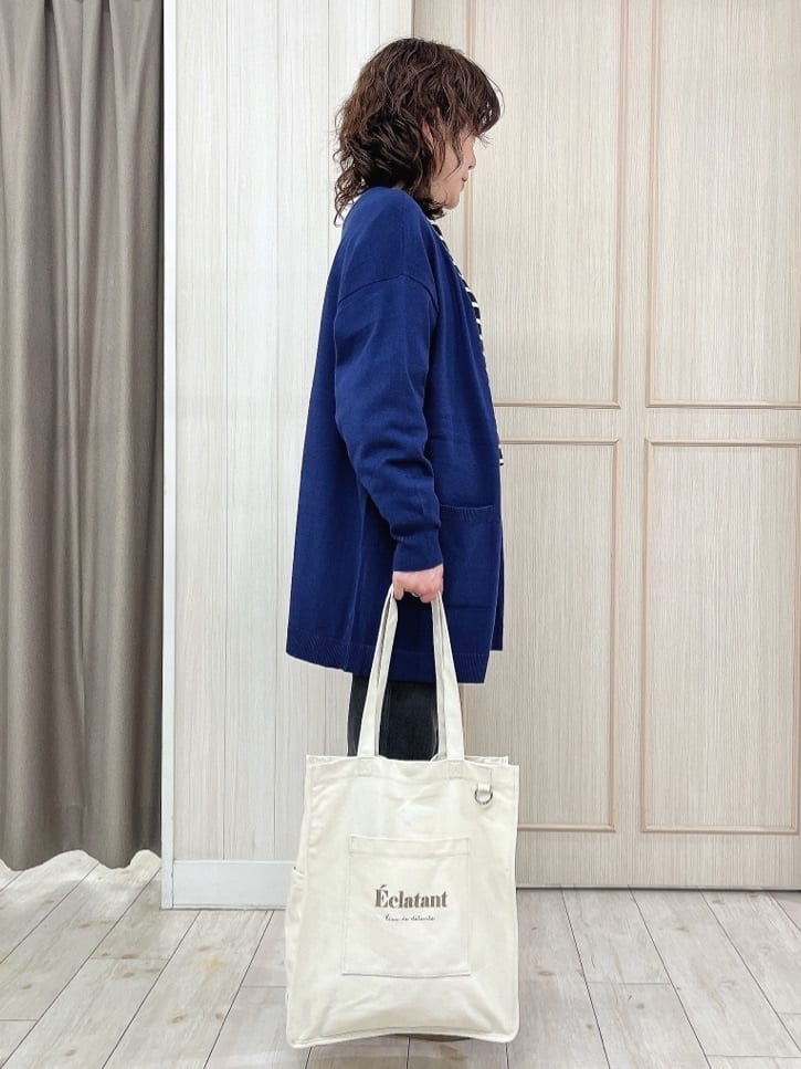 kaneさんの「SHOO･LA･RUE｜【S-LL】インせず決まる 背中タック入り パフ袖トップス」を使ったコーディネート