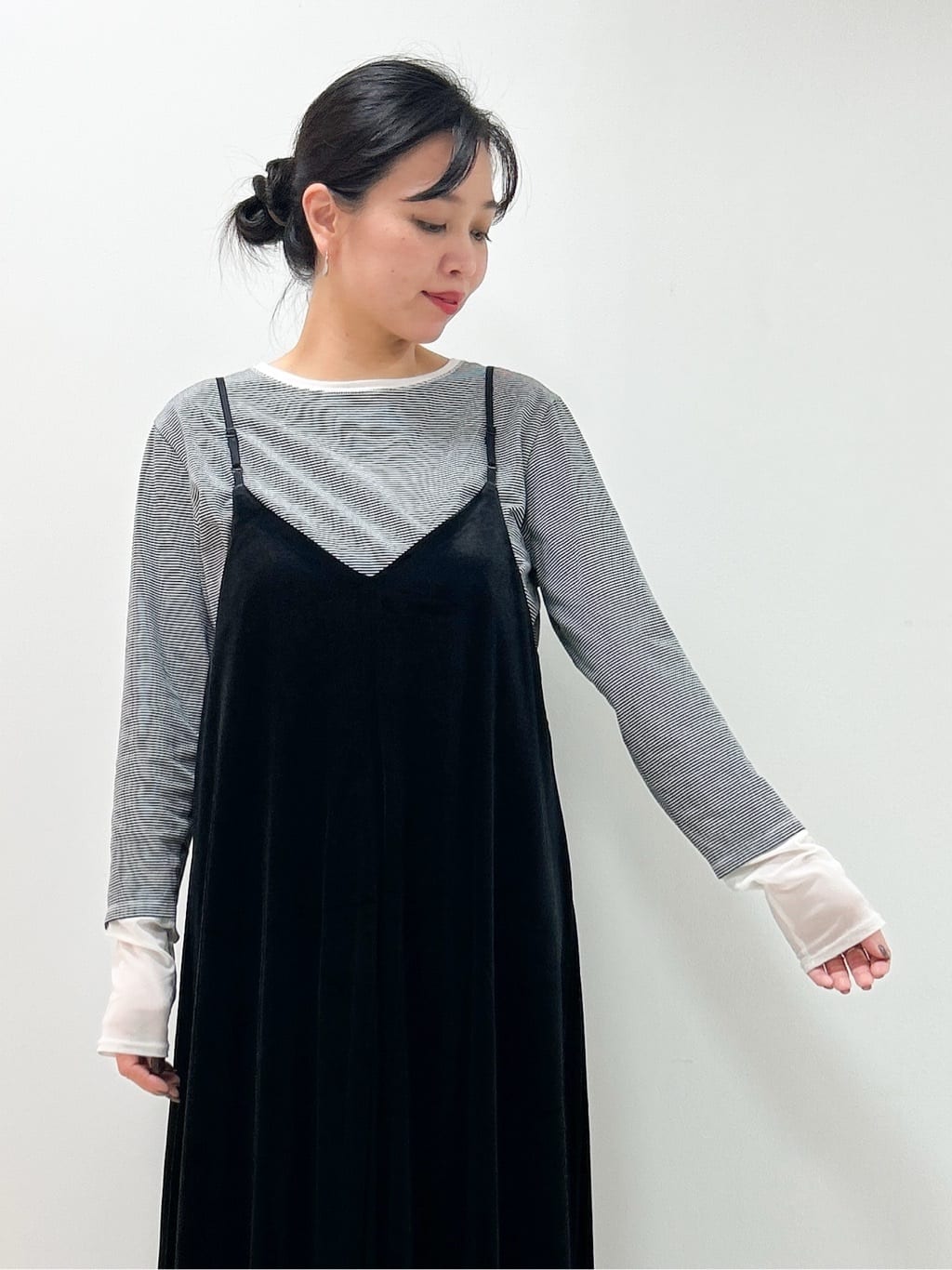 Kaiさんの「Dessin｜【前後2WAY/洗える】ベロアワンピース」を使ったコーディネート