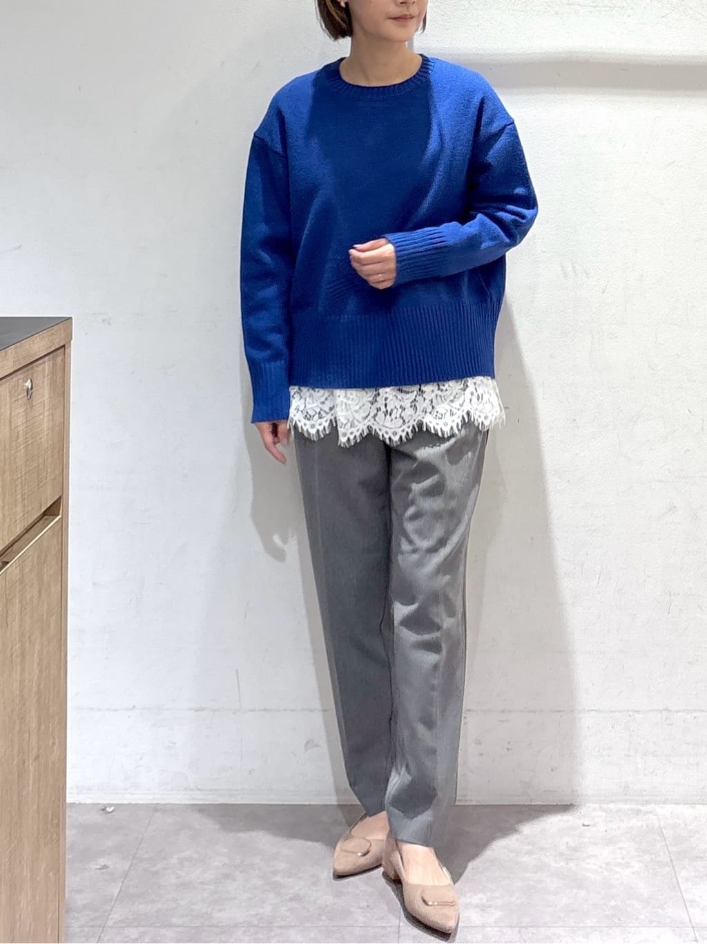 たけねぇさんの「OPAQUE.CLIP｜ウォームタッチ イージーテーパードパンツ【洗濯機洗OK／ストレッチ】」を使ったコーディネート