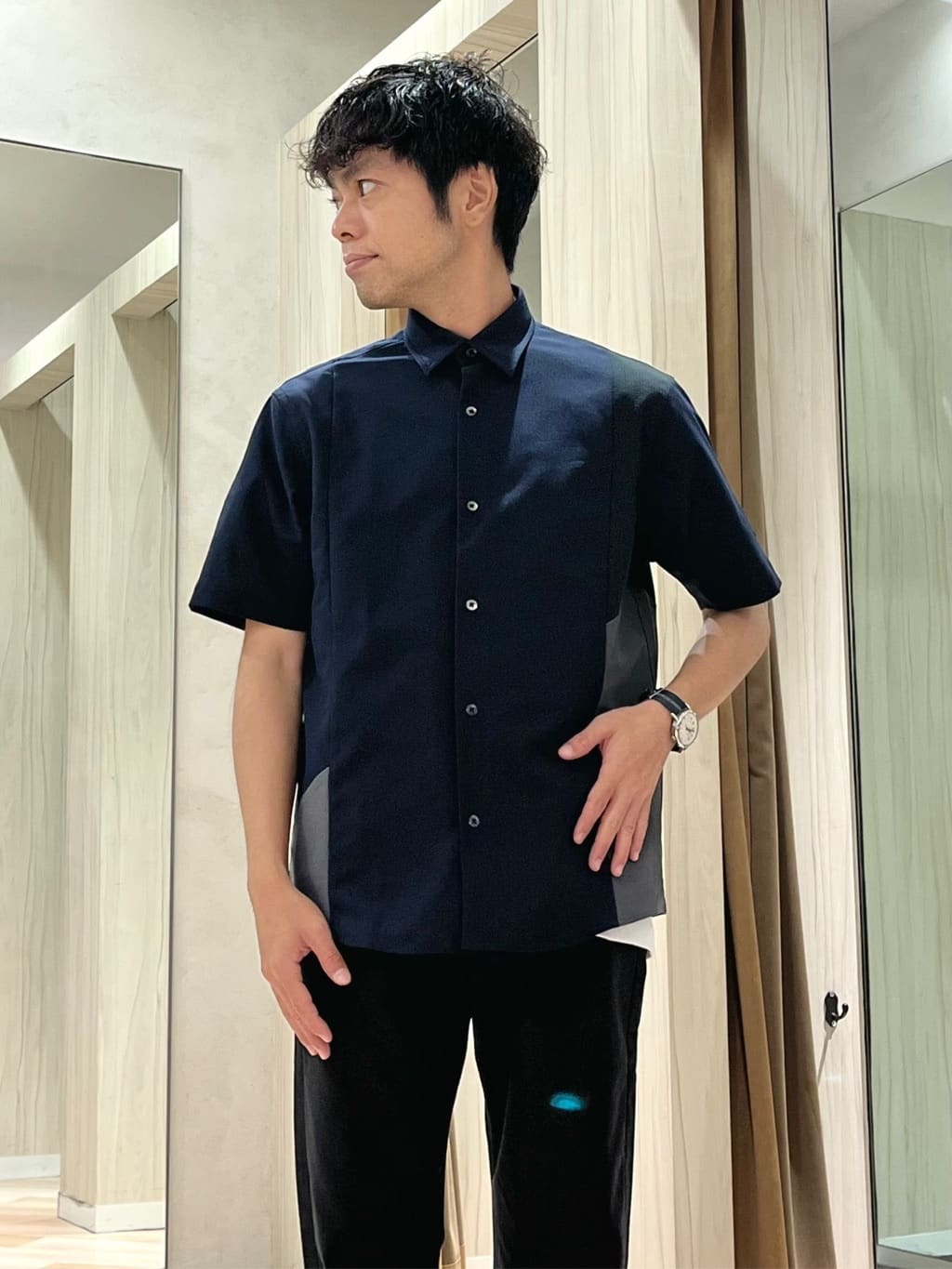 URAさんの「TAKEO KIKUCHI｜【抗菌防臭／5サイズ展開】ハイゲージポンチ Tシャツ」を使ったコーディネート