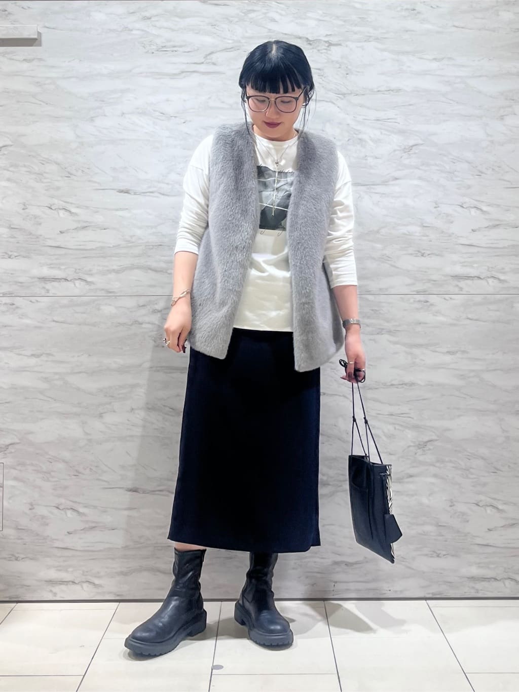 hasuさんの「INDIVI｜ミンク調フェイクファージレ」を使ったコーディネート