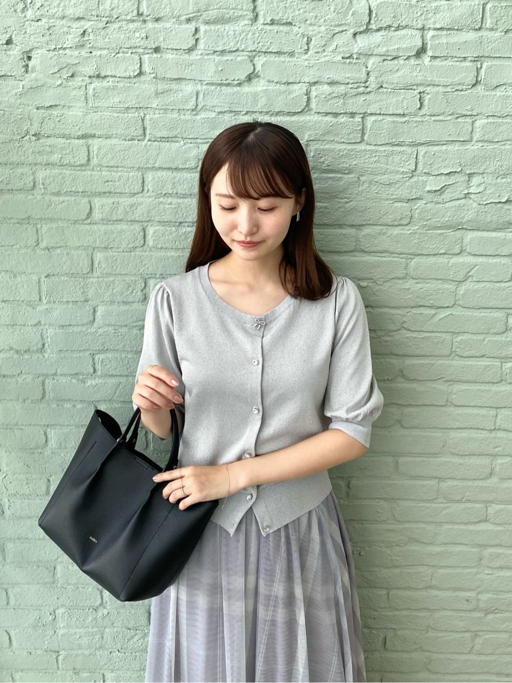 みさかさんの「index｜チュールラメチェックフレアスカート【洗濯機洗い可／防シワ】」を使ったコーディネート