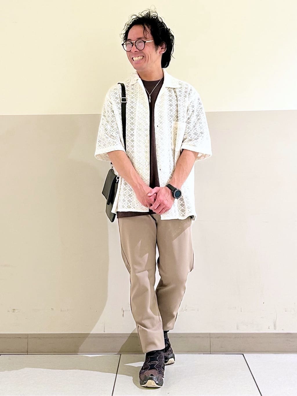 KENJI Iさんの「THE SHOP TK｜クラフトレース半袖シャツ 【洗濯機OK】」を使ったコーディネート