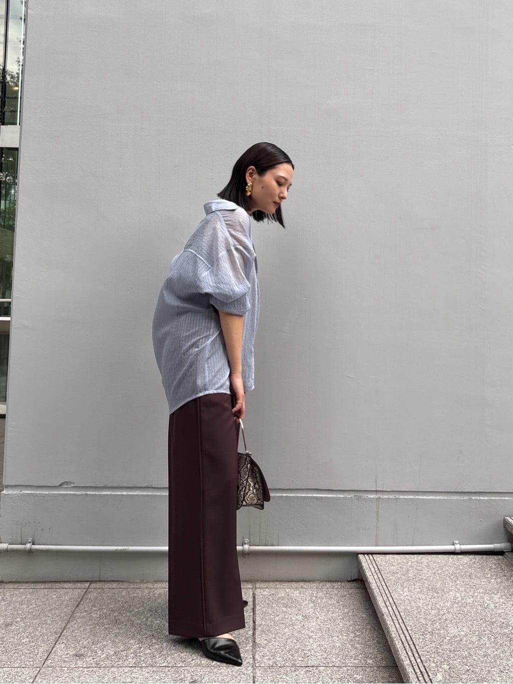 ayanoさんの「INDIVI｜Comfy SET UP｜イージーストレートワイドパンツ【セットアップ対応／通勤/カセット服】」を使ったコーディネート