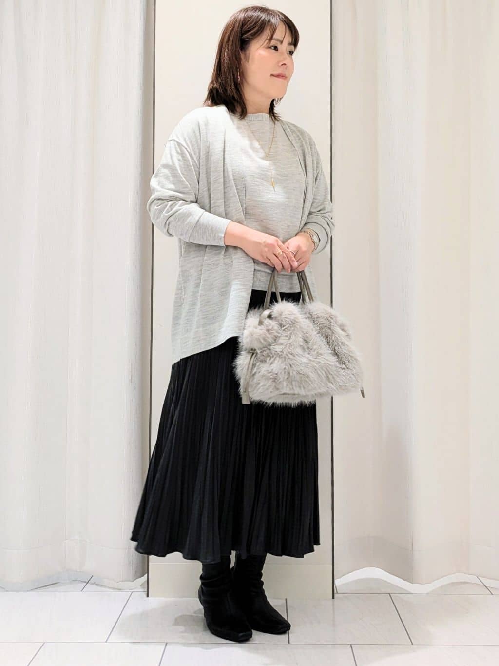 Onumaさんの「UNTITLED｜【アンサンブル可/洗える/ボタンなし】シルクウールカシミヤ 着流しカーディガン」を使ったコーディネート