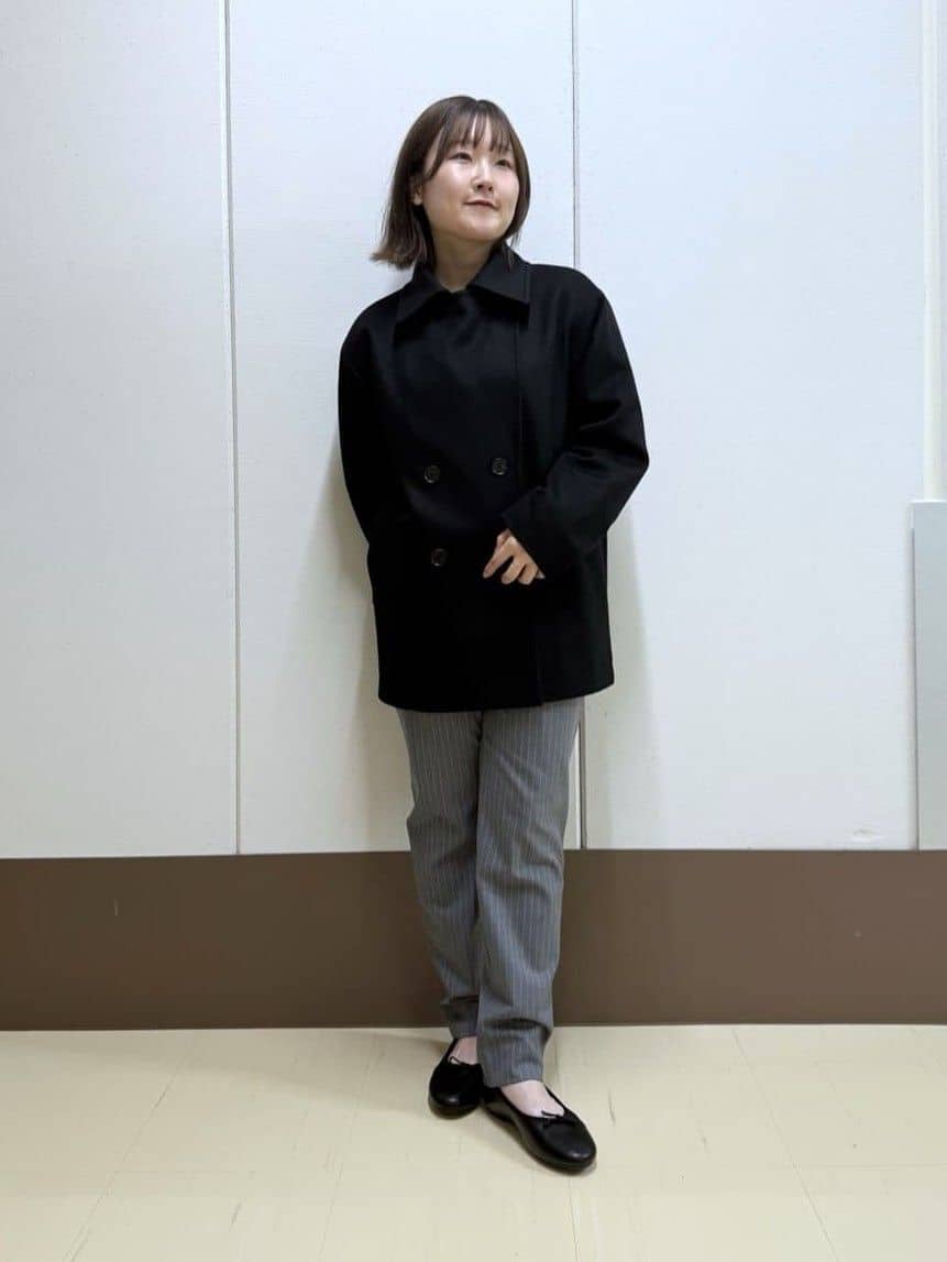 Rikoさんの「INDIVI｜【ウール混ラメ素材】Vネック煌めきニット」を使ったコーディネート