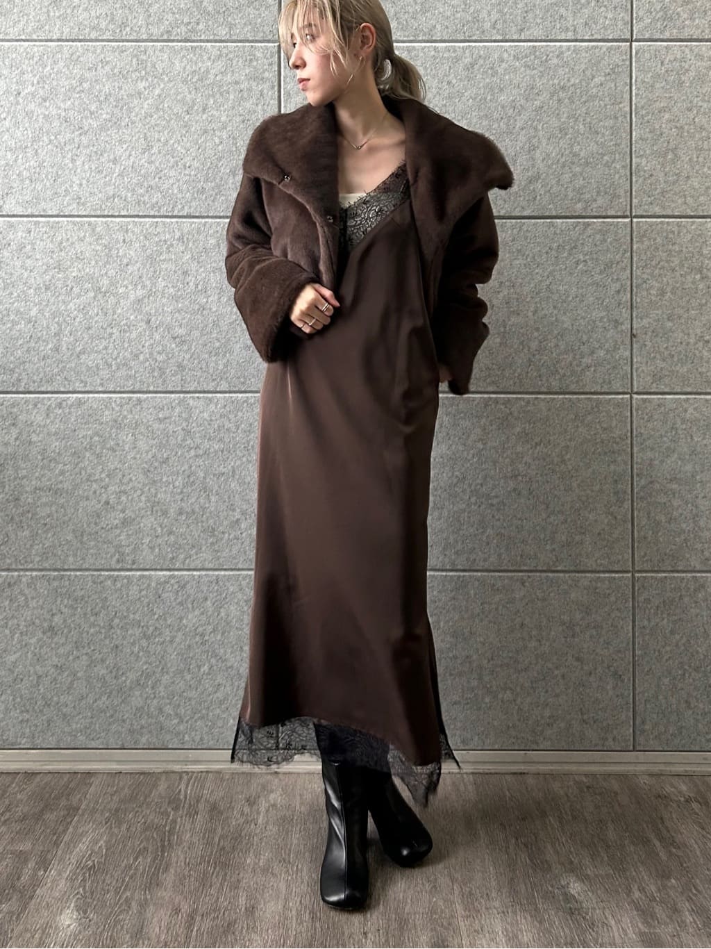 honoka Aさんの「CODE A｜faux mink short jacket」を使ったコーディネート