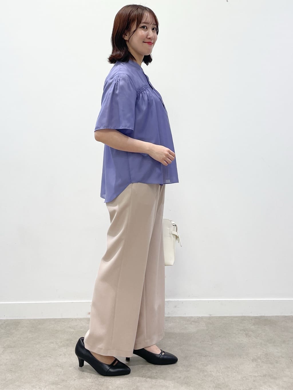 yukariさんの「Reflect｜【選べる5色◎／マシンウォッシュ可】シャーリングデザインブラウス」を使ったコーディネート
