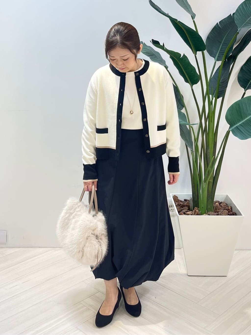 Tomoさんの「UNTITLED｜【アンサンブル可/ジャケット風】ウールミラノリブカーディガン」を使ったコーディネート