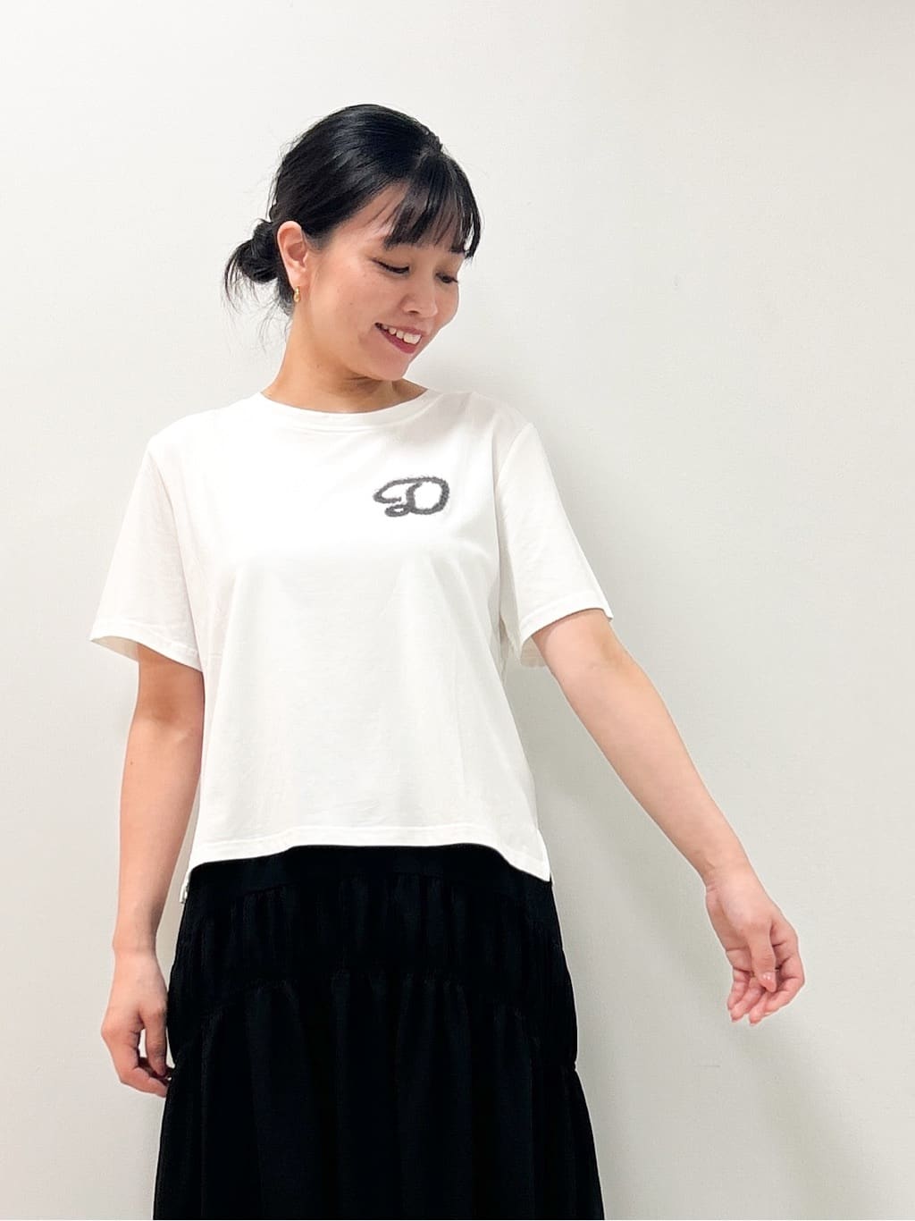 Kaiさんの「Dessin｜【洗える】チュール刺繍Tシャツ」を使ったコーディネート