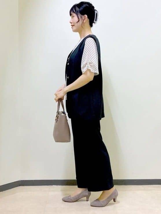  beni_gingerさんの「Reflect｜【ウエスト総ゴム／セットアップ／単品使いOK◎】ベスト＋ストレートパンツセット」を使ったコーディネート