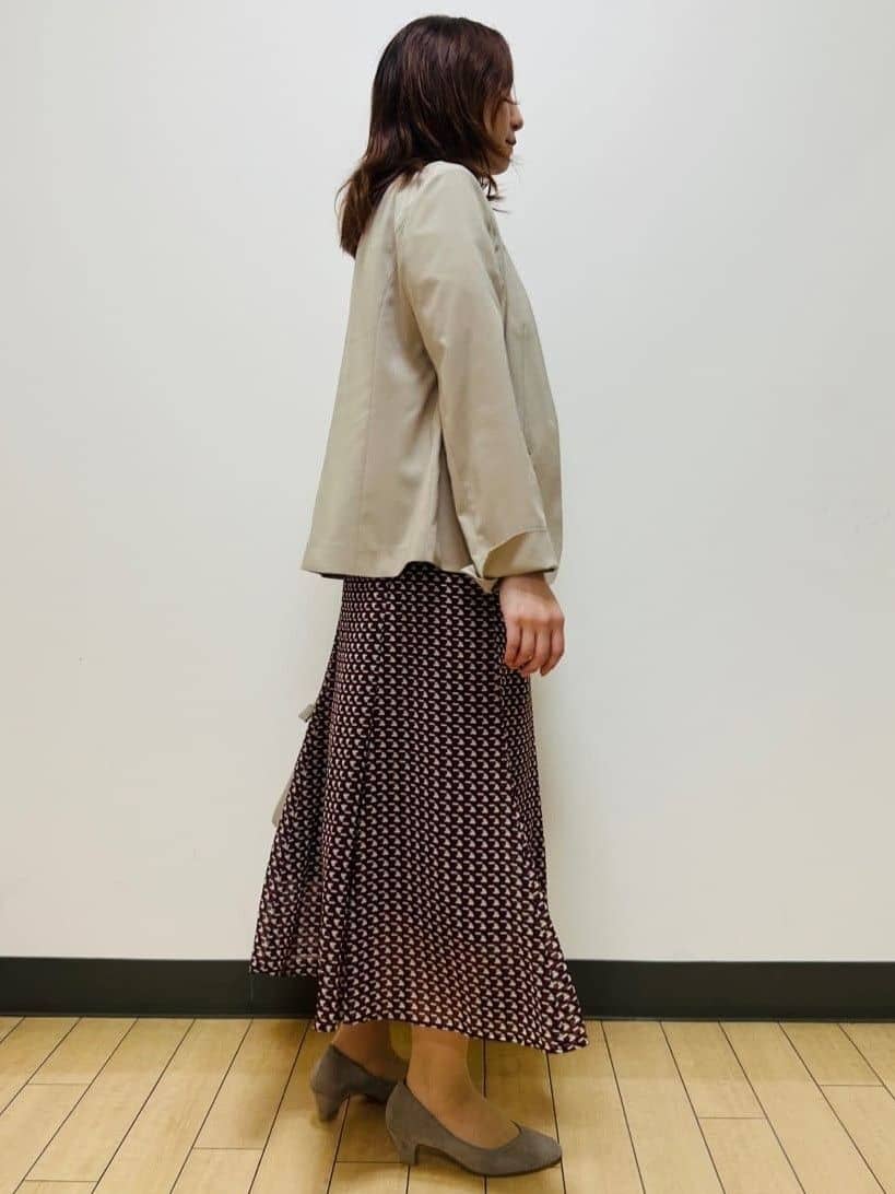 miiiさんの「Reflect｜【WEB先行カラーあり／マシンウォッシュ可／ウエスト総ゴム】コツキ幾何柄ロングスカート」を使ったコーディネート