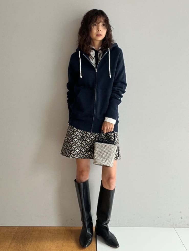 misaさんの「DRESSTERIOR｜デキシー吊裏毛ジップアップパーカ」を使ったコーディネート