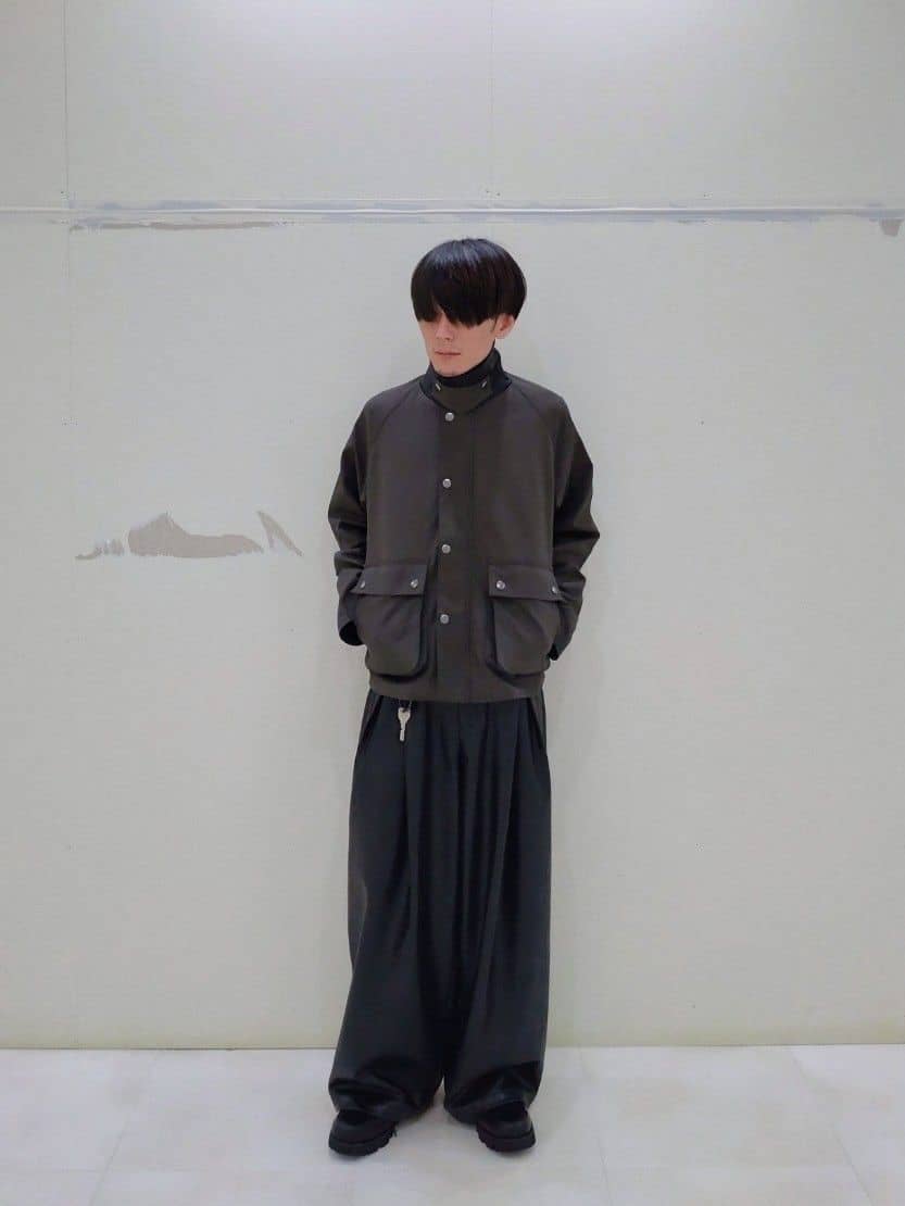KENさんの「tk.TAKEO KIKUCHI｜グランパバギースラックス」を使ったコーディネート
