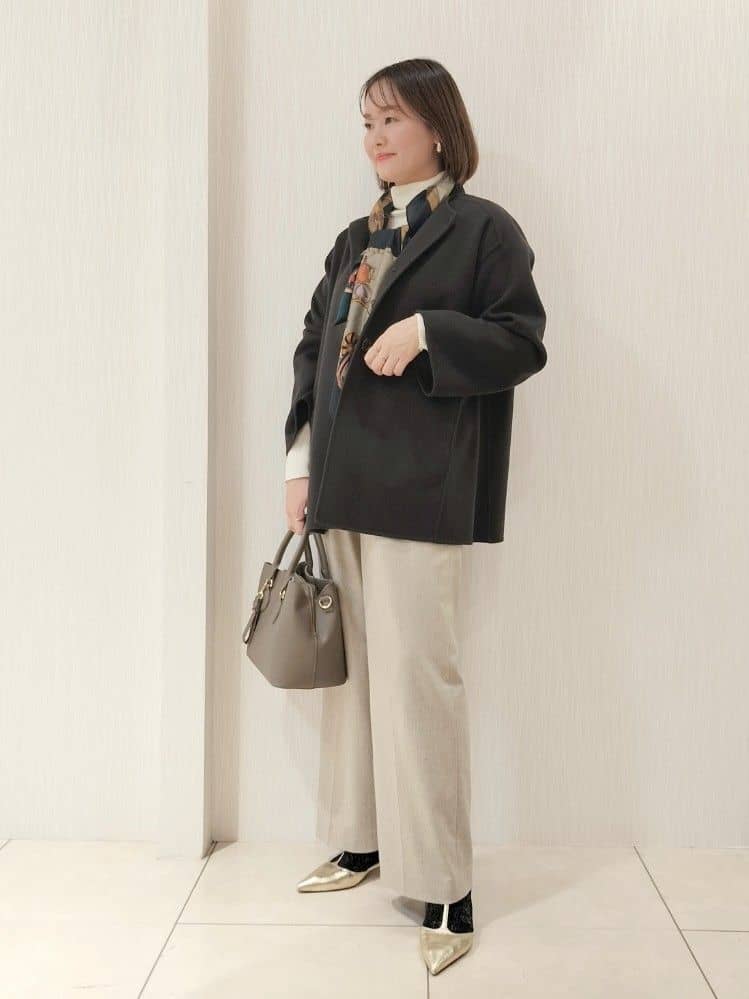 naokoさんの「UNTITLED｜【ミディ丈/軽やか】セミラグランリバー コート」を使ったコーディネート