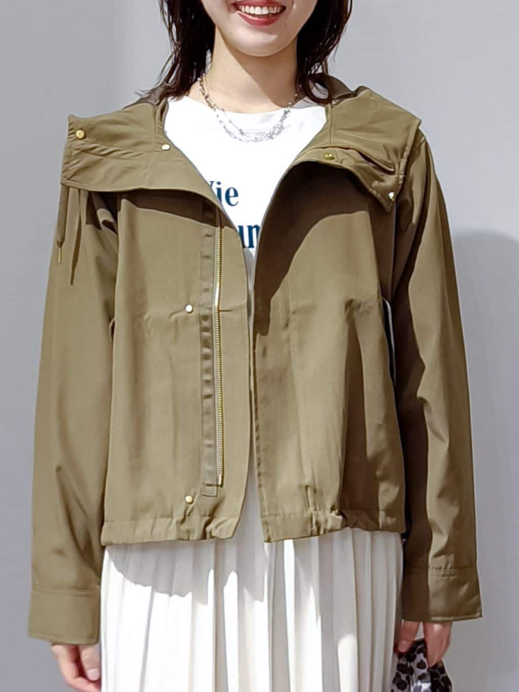 のんさんの「OPAQUE.CLIP｜ロングロゴTシャツ【洗濯機OK】」を使ったコーディネート