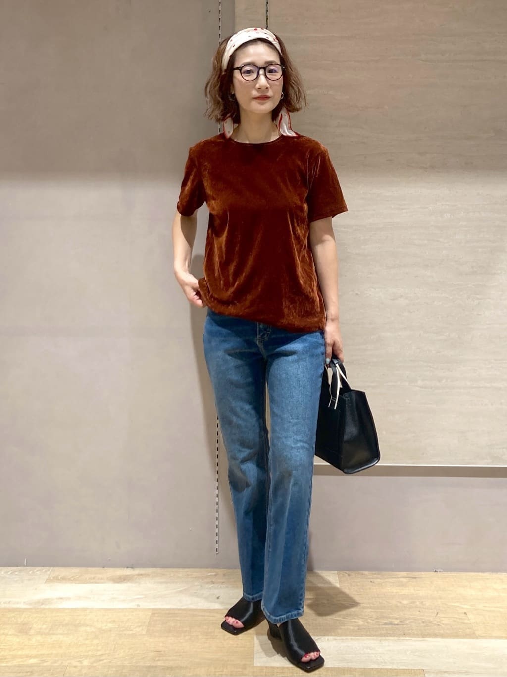 たけねぇさんの「OPAQUE.CLIP｜フロッキーチュールTシャツ【洗濯機洗い可】」を使ったコーディネート