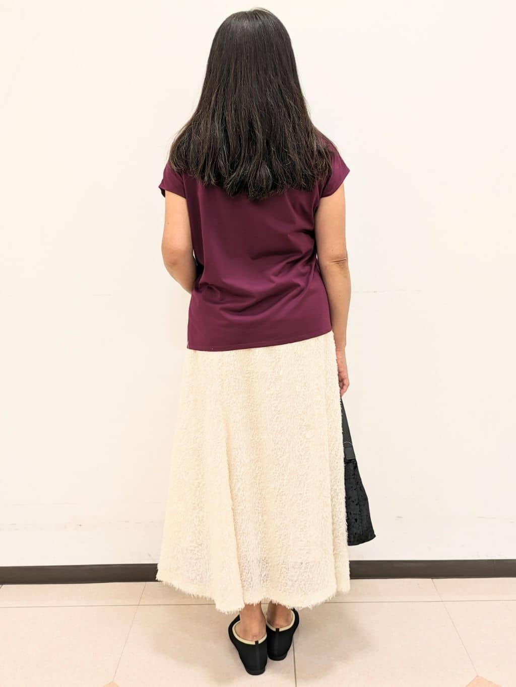 ともさんの「UNTITLED｜【洗える/Tシャツ】ツイストプルオーバー」を使ったコーディネート