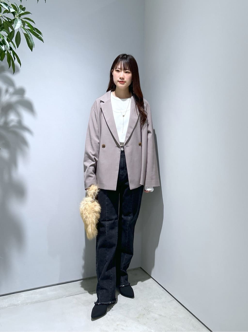 Renoさんの「INDIVI｜タンクレイヤーフライスカットソー」を使ったコーディネート