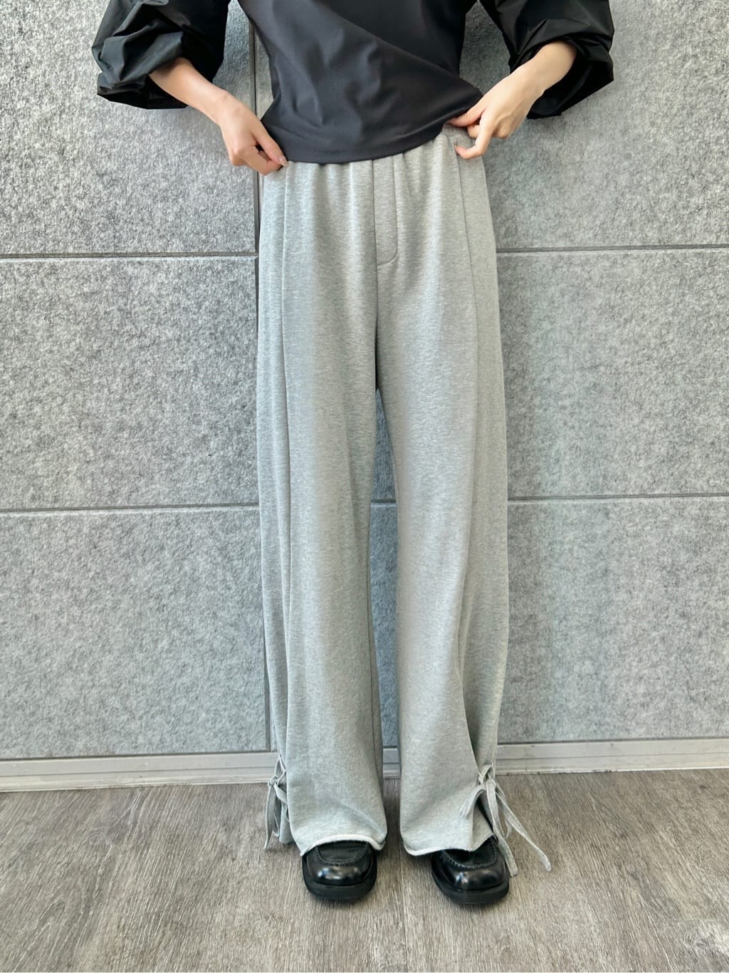 harunaさんの「CODE A｜puff glow off top」を使ったコーディネート