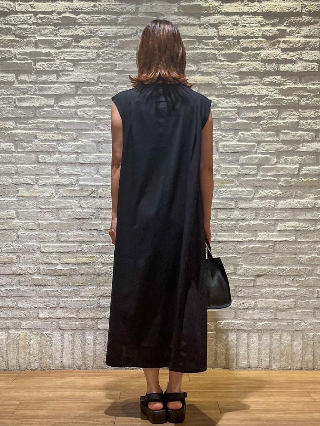 さくらさんの「OPAQUE.CLIP｜カットソーフレアワンピース【接触冷感／洗濯機洗い可】」を使ったコーディネート