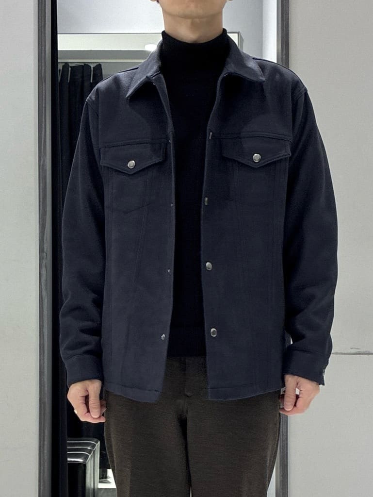 わいずみさんの「TAKEO KIKUCHI｜アンチピリング タートルネック ニット」を使ったコーディネート