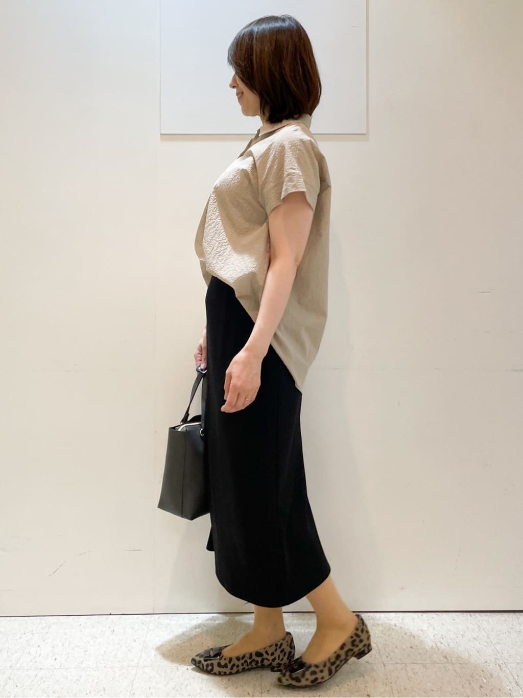 めいさんの「Reflect｜【二の腕さりげなくカバー】シャツ衿オフボディブラウス」を使ったコーディネート