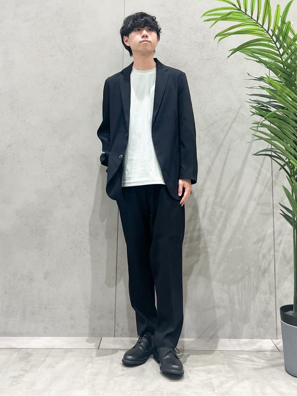 SHI-MAさんの「THE SHOP TK｜【Begin/ビギン10月号掲載】楊柳スマートジャケット　軽量/洗濯機OK/セットアップ可」を使ったコーディネート