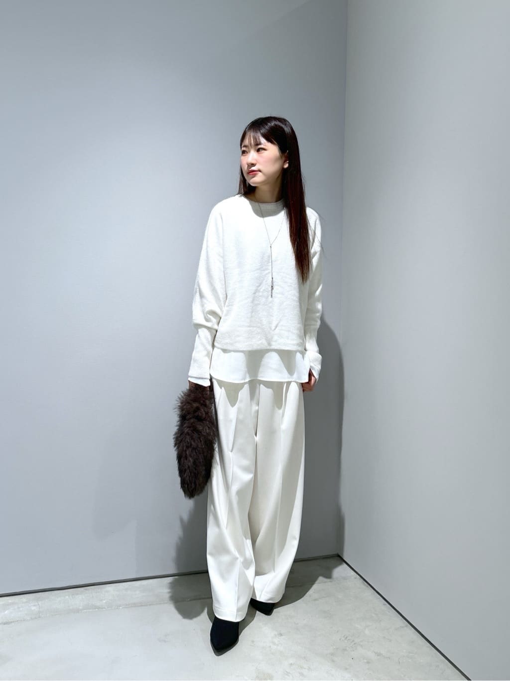 Renoさんの「INDIVI｜タッセルチェーンネックレス」を使ったコーディネート