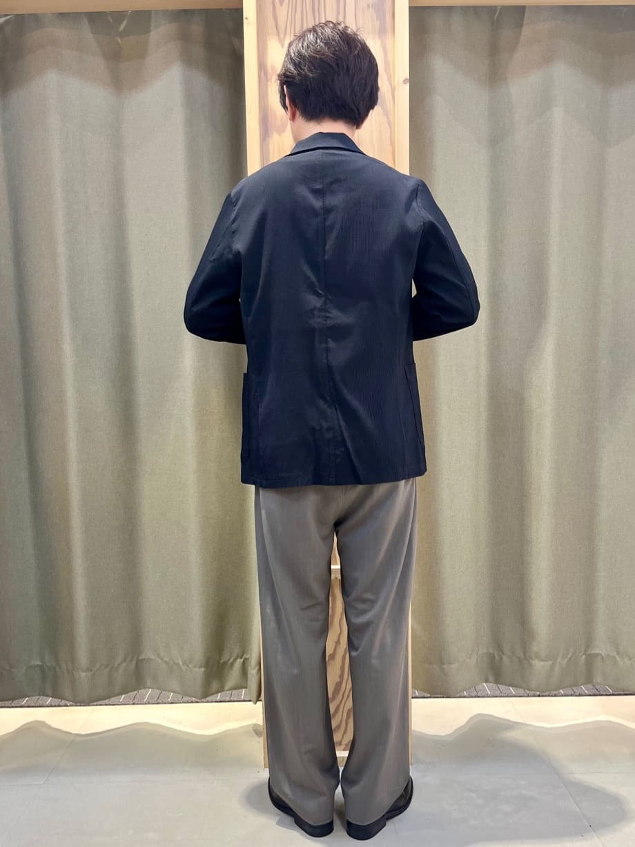 yoshiさんの「THE SHOP TK｜【Begin/ビギン10月号掲載】楊柳スマートジャケット　軽量/洗濯機OK/セットアップ可」を使ったコーディネート
