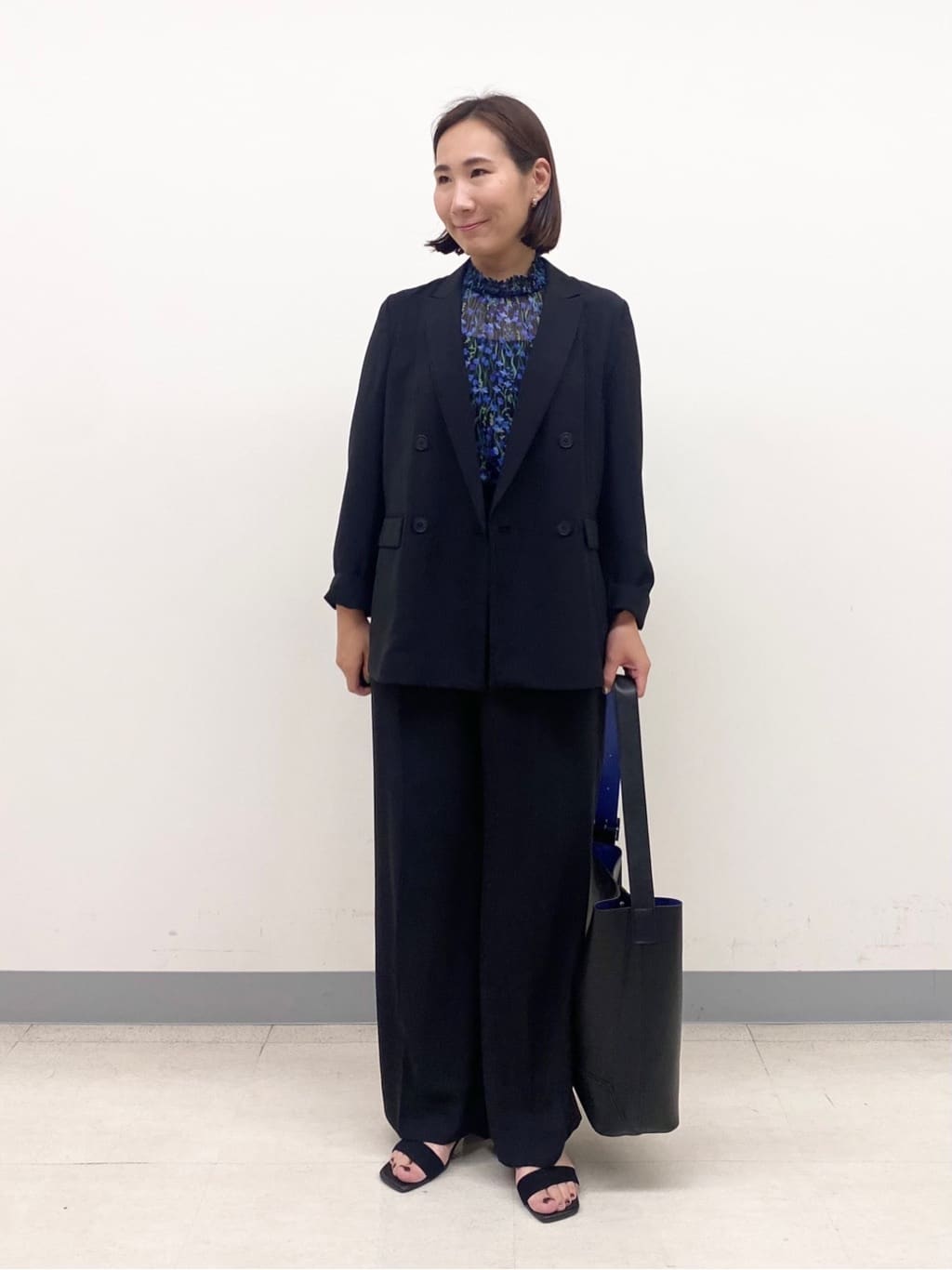 YUKARIさんの「INDIVI｜【軽く羽織れる！】ダブルジャケット」を使ったコーディネート