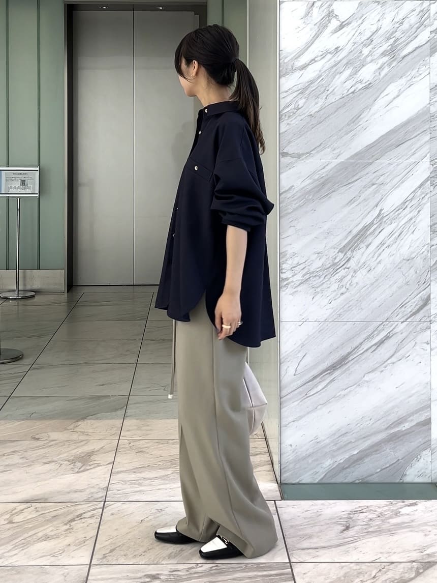 cotaniさんの「grove｜【カセット服/選べる着丈】洗濯機で洗えるオーバーシャツ」を使ったコーディネート