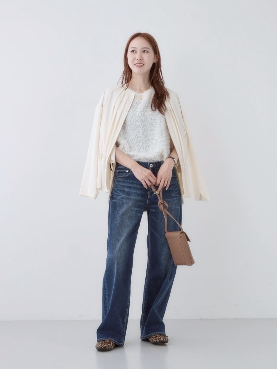 mitsukiさんの「INDIVI｜【インナーとしても活躍！】フリンジジャカードチュニック」を使ったコーディネート