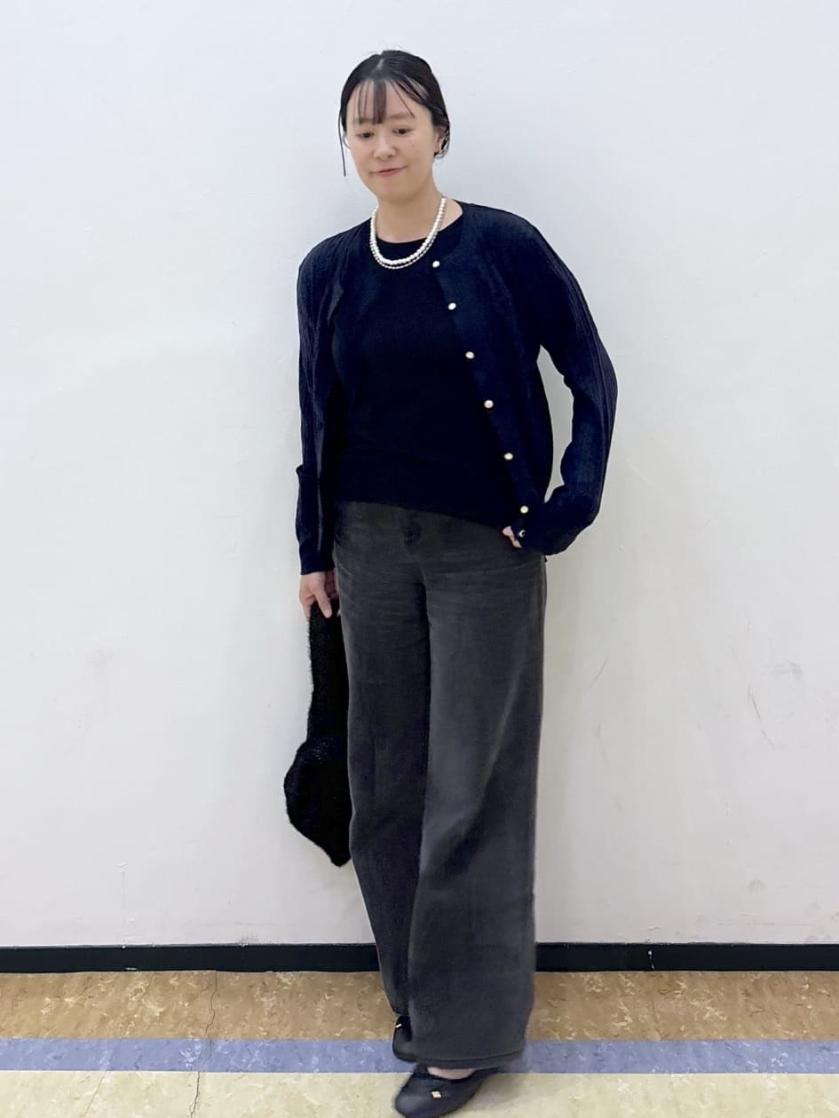 akariさんの「index｜クルーネックケーブルカーディガン【洗濯機OK】」を使ったコーディネート