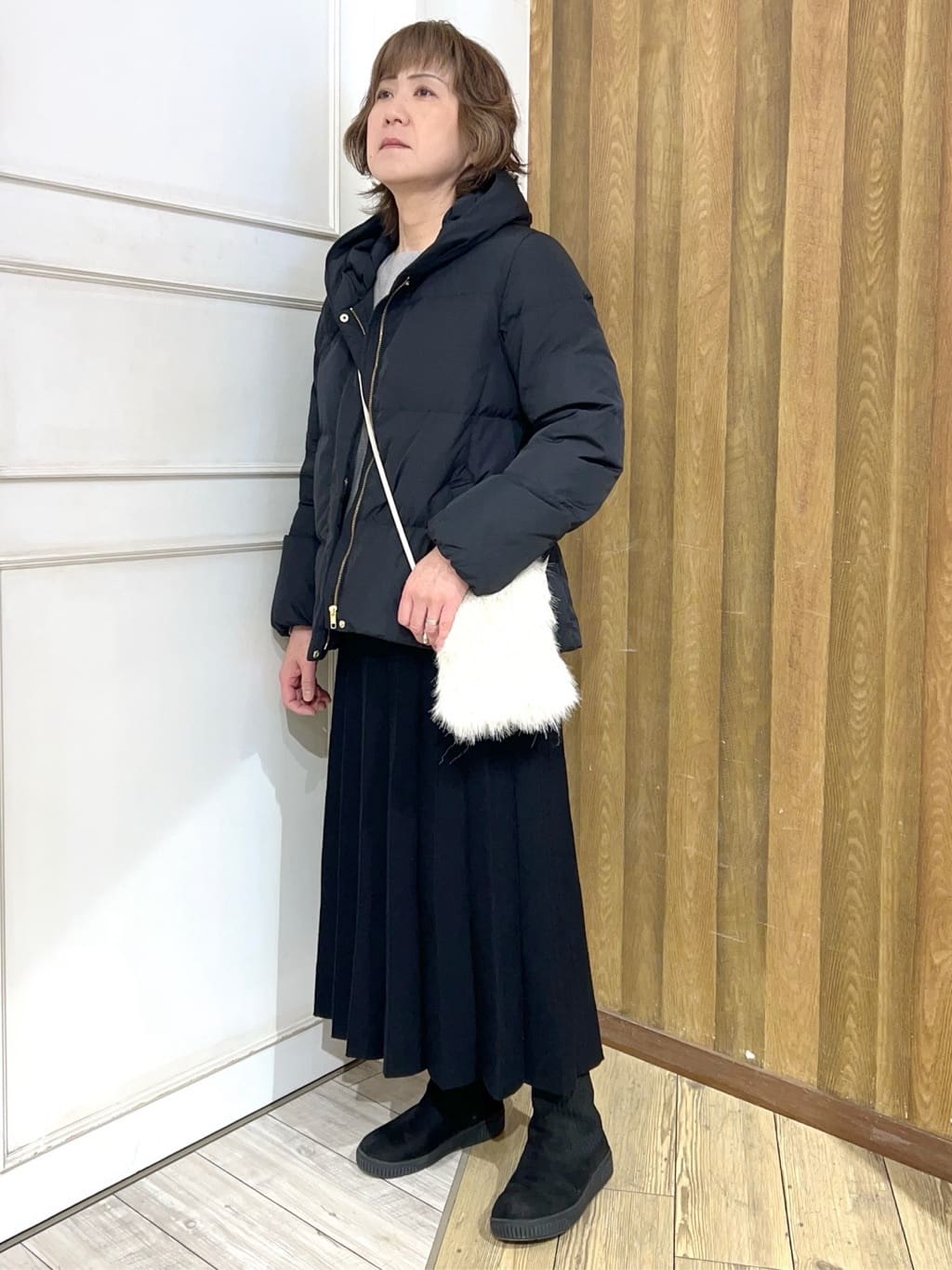 yuriyuriさんの「SHOO･LA･RUE｜【撥水/洗える】ショートフーディーダウン」を使ったコーディネート