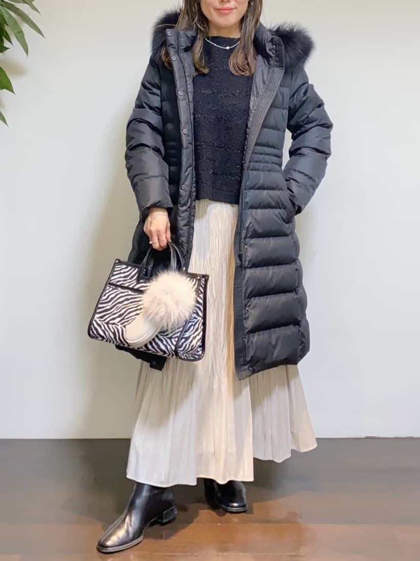 tomoさんの「UNTITLED｜【ツイード調/コンパクト丈】ブークレーボートネックニット」を使ったコーディネート
